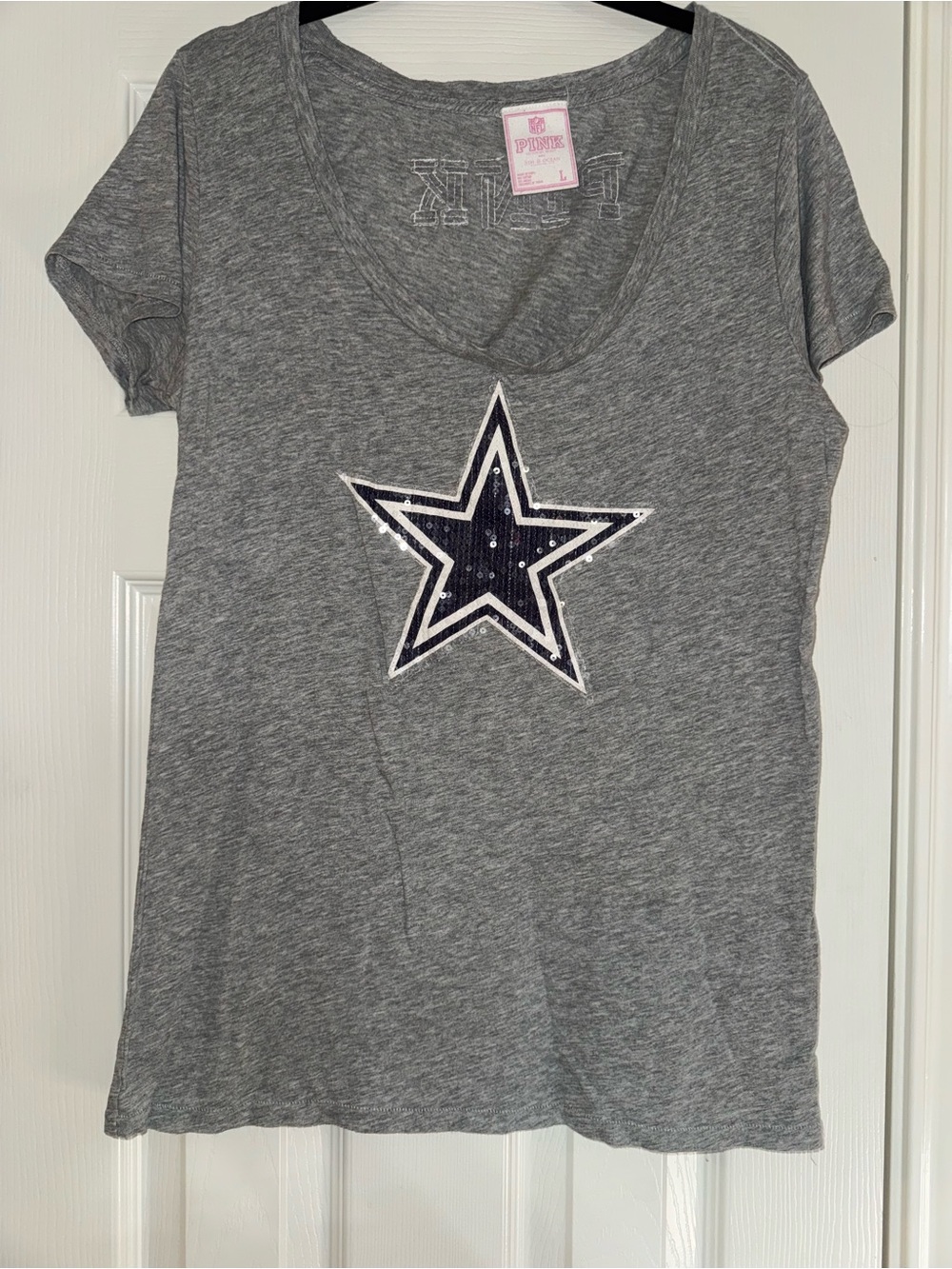 PINK Victoria's Secret Gray Short Sleeve Tee with Dallas Cowboys Sequin Star